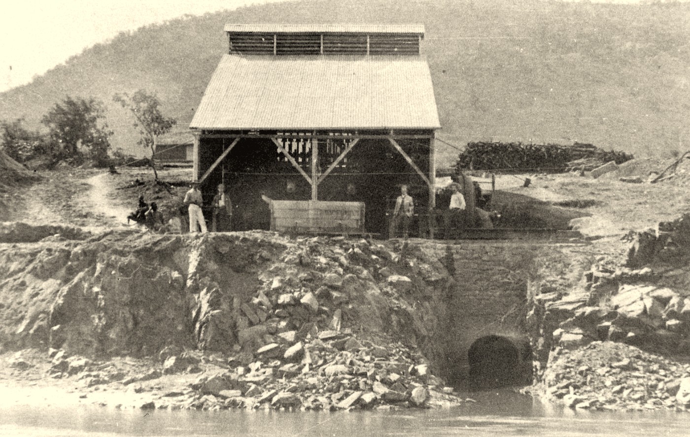 Mining works near Kaapsche Hoop